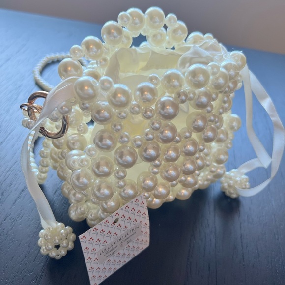 NWT LULLA COLLECTION
Faux Pearl Mini Bucket Bag w/ Detachable Shoulder Strap - Picture 5 of 8